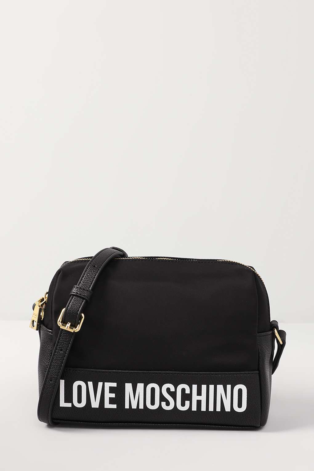 Сумка кросс-боди женская Love Moschino JC4255PP0I черная 17490₽