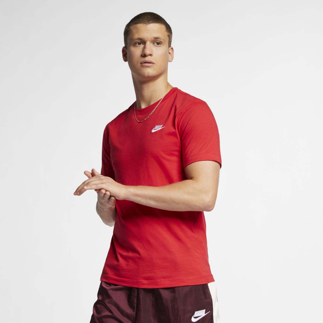

Футболка мужская Nike Sportswear Club красная M, Красный, Sportswear Club
