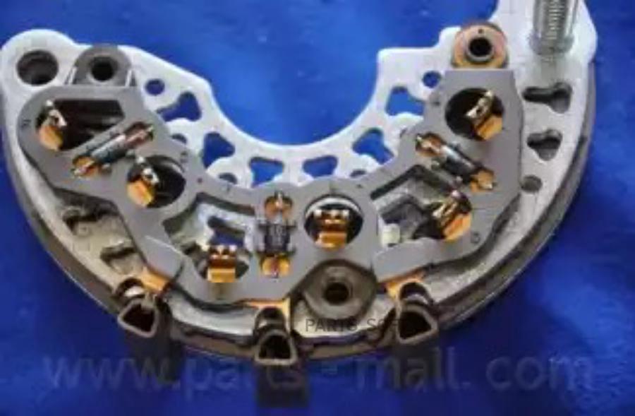 

PARTS-MALL Диодный мост CHEVROLET AVEOT200 93740752