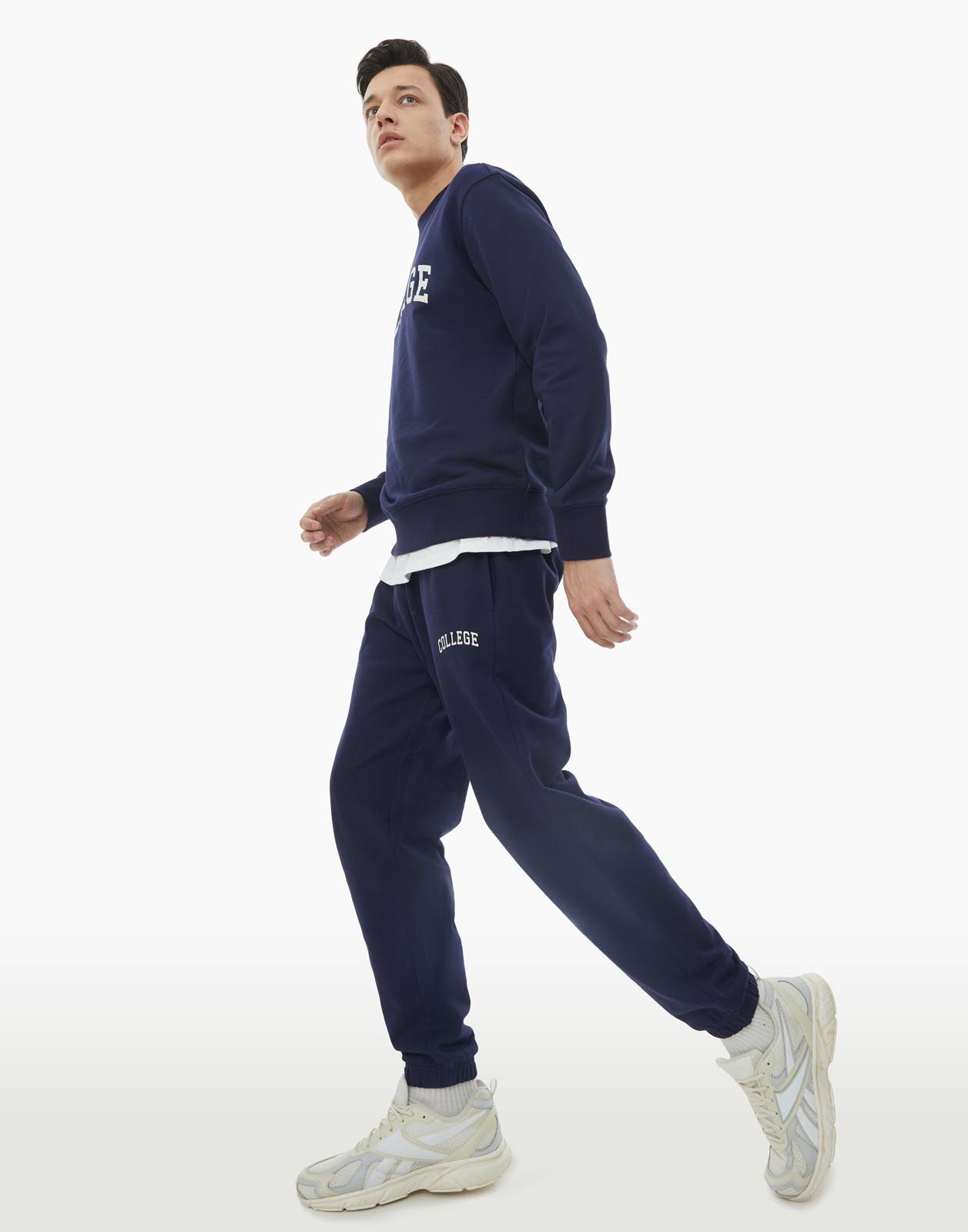 

Спортивные брюки мужские Gloria Jeans BAC011401 синие M/182, Синий, BAC011401