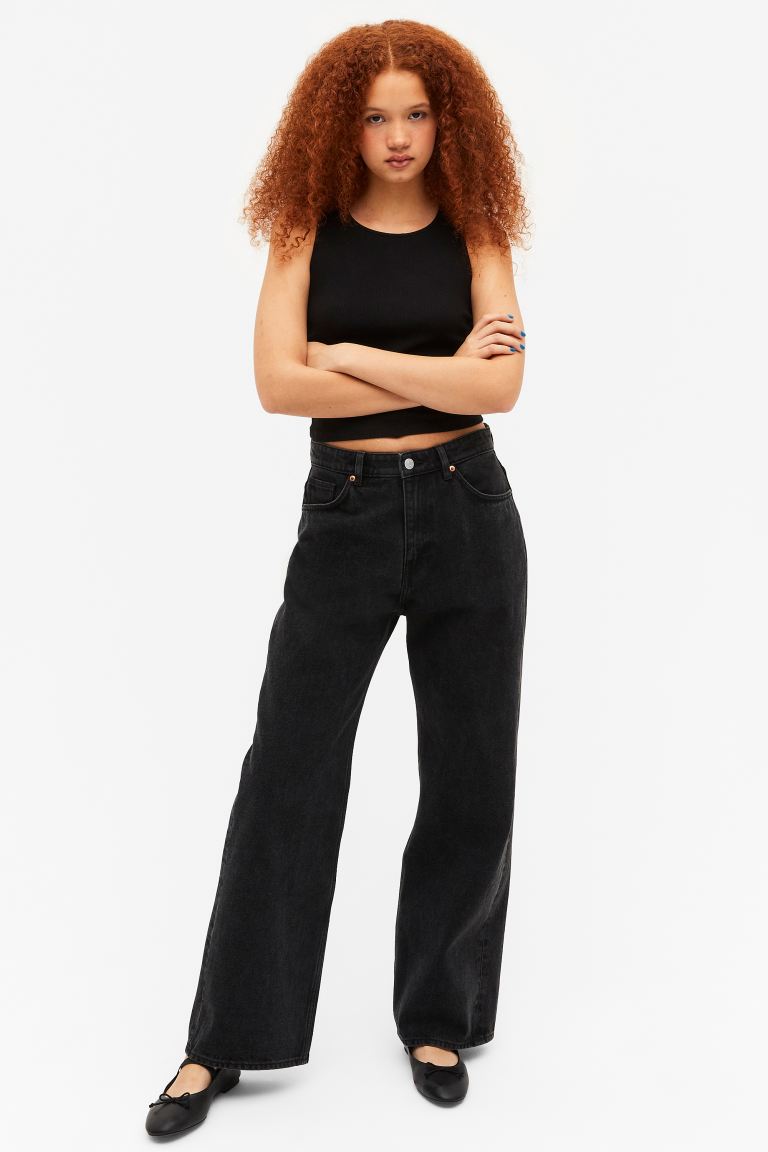 

Джинсы женские Monki 1006793001 черные 30 (доставка из-за рубежа), Черный, 1006793001