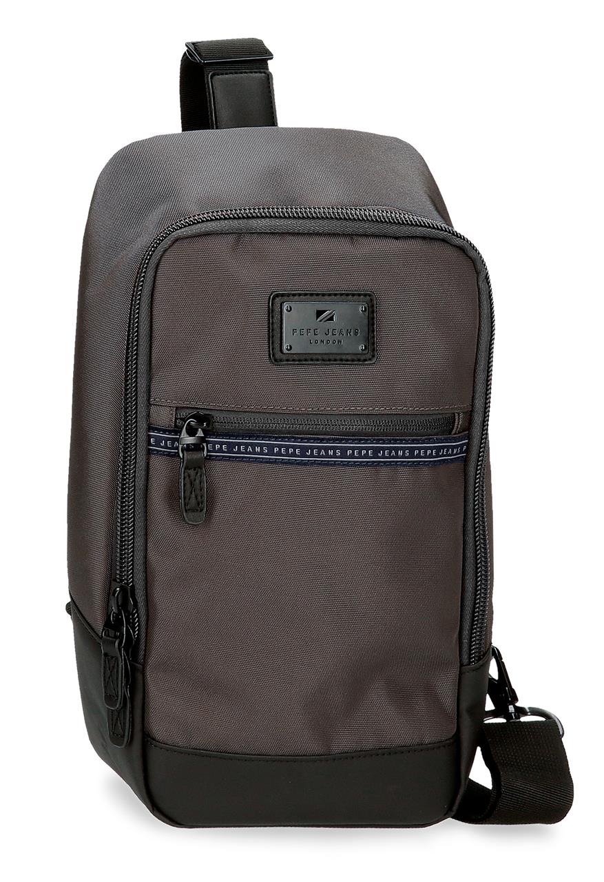 

Сумка-слинг мужская Pepe Jeans London 765593 черная, 18х35х9 см, Коричневый, 765593