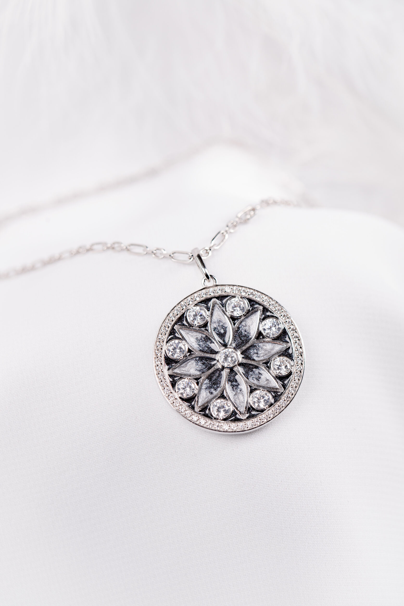 

Кулон из серебра Pepela Jewelry PJ3-101-1-2, фианит/эмаль, PJ3-101-1-2