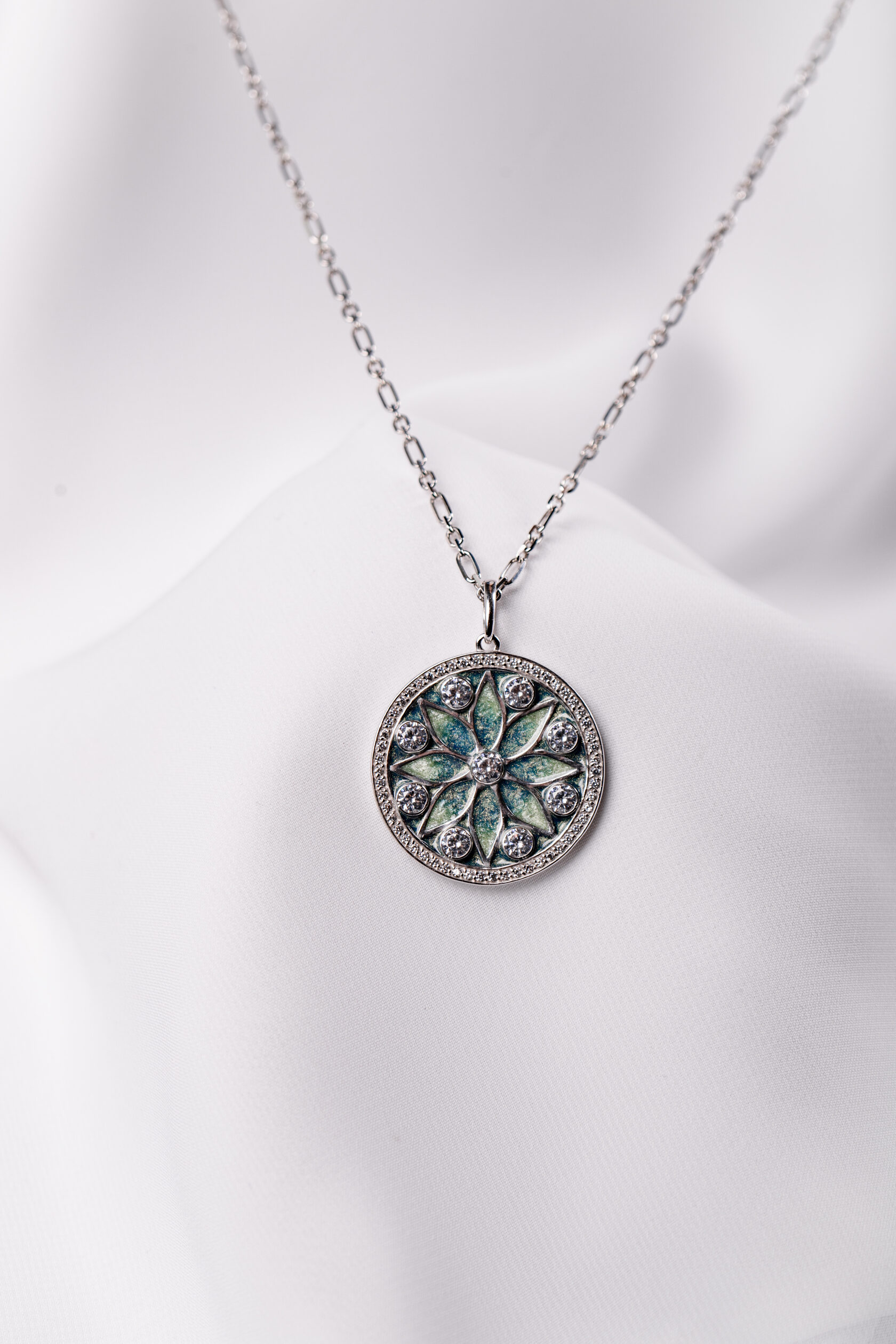 

Кулон из серебра Pepela Jewelry PJ3-101-2, фианит/эмаль, PJ3-101-2