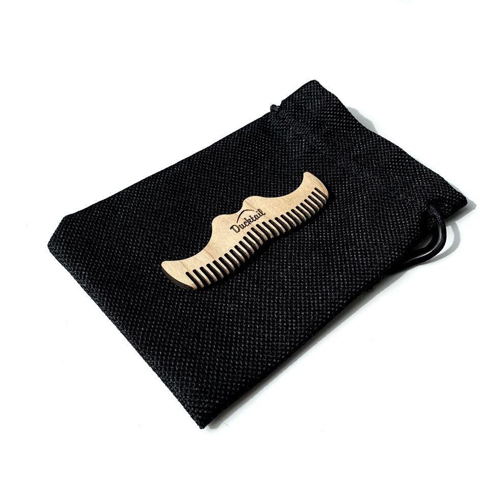 фото Расческа для усов и бороды ducktail mustache comb