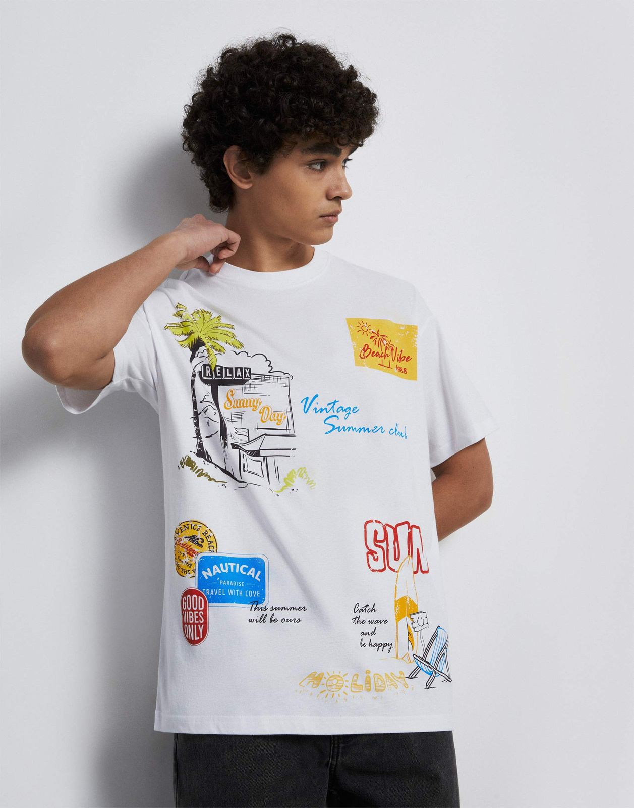 

Футболка мужская Gloria Jeans BKT013205 белый M/182, BKT013205