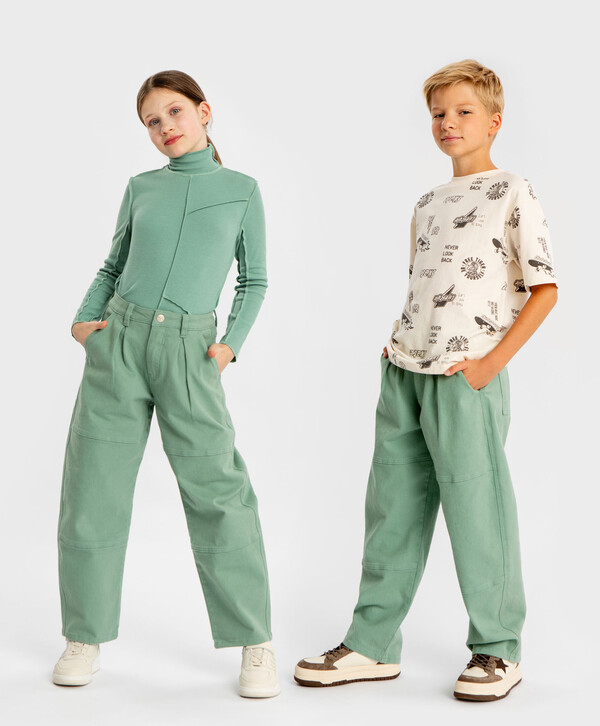 

Джинсы свободные Baggy с защипами зеленые детские Button Blue, 152, 224BBGJC6301, Зеленый, 224BBGJC6301