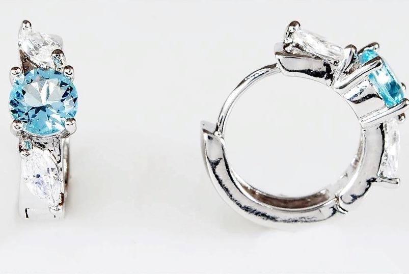 

Серьги из ювелирного сплава Lotus Jewelry RH3019E-05Blcz, фианит/циркон, RH3019E-05Blcz