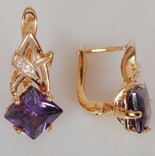 

Серьги из бижутерного сплава Lotus Jewelry 3033E-03am, аметист/циркон, 3033E-03am