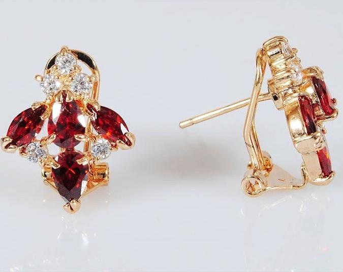 

Серьги из ювелирного сплава Lotus Jewelry 32E-03gn, гранат/циркон, 32E-03gn