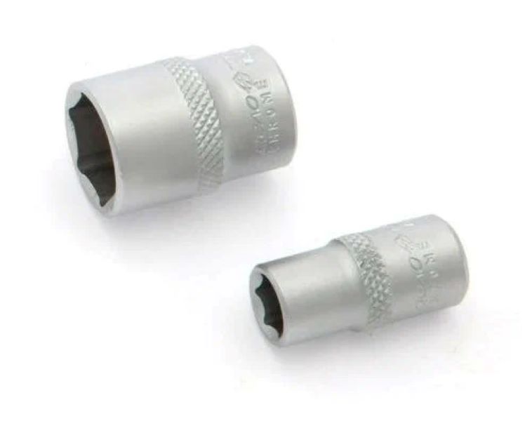 

Головка 6-гранная 1/4"DR 8мм Дело Техники 600058