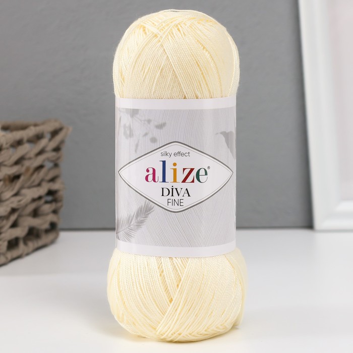 

Пряжа для вязания Alize Diva Fine, 100% микрофибра 600м/100гр, 01 молочный