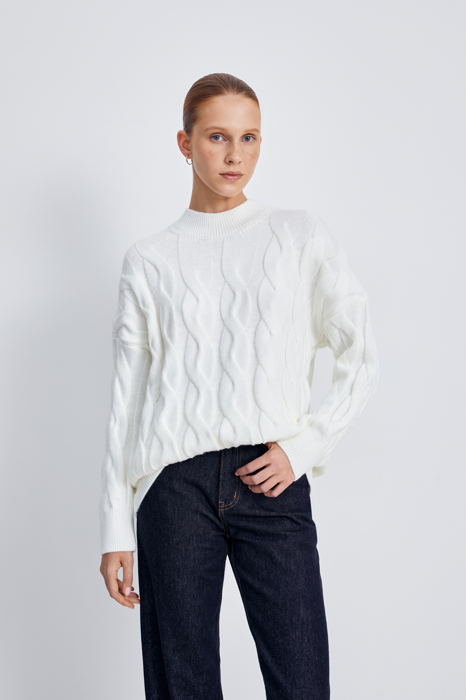 

Джемпер женский Finn Flare FAE11120 белый XL, FAE11120