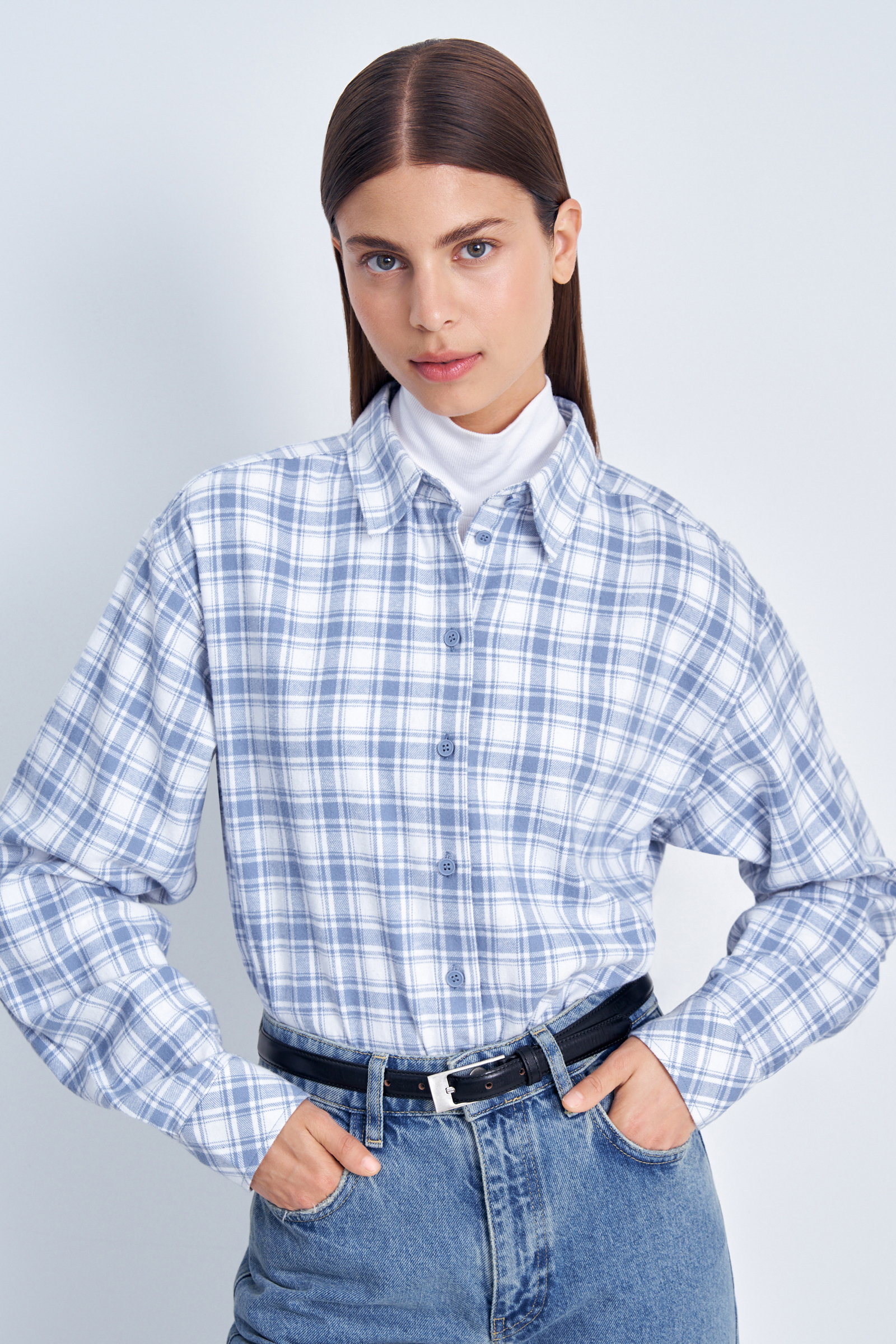 

Рубашка женская Finn Flare FAE110190 голубая XS, Голубой, FAE110190