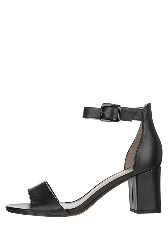 

Босоножки женские Clarks 26140007 черные 3.5 UK, 26140007