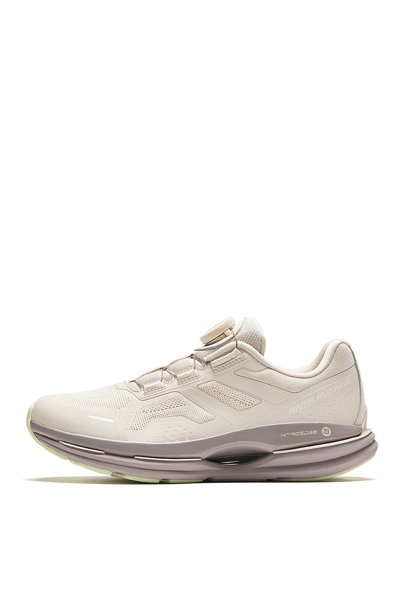 

Спортивные кроссовки женские Anta 822415560 DAILY RUNNING ABSOLUTE NITROEDGE серые 6.5 US, Бежевый, 822415560 DAILY RUNNING ABSOLUTE NITROEDGE