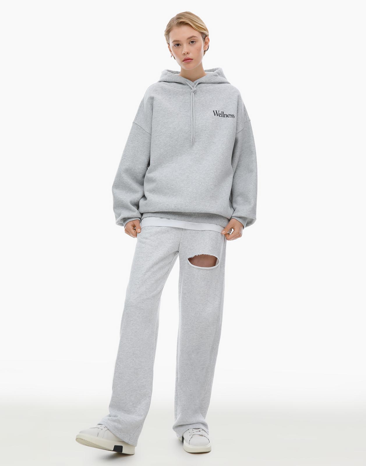 

Спортивные брюки женские Gloria Jeans GAC020365 серые XS/164, Серый, GAC020365