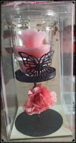 фото Свеча в виде розы на подставке в подарочной упаковке, 15х8 см (цвет: розовый ) nobrand