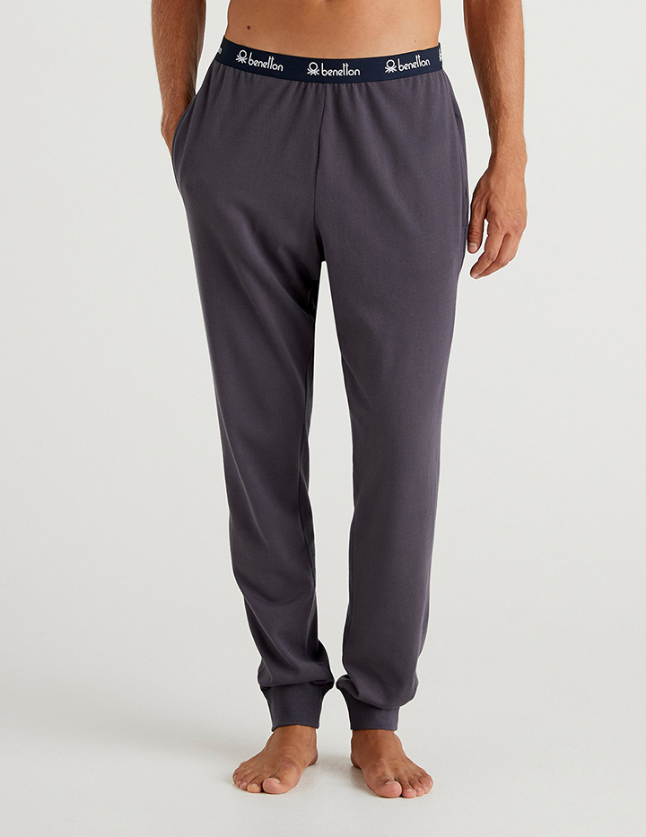 

Брюки мужские United Colors of Benetton 21A_3I8X4F134 серые S, 21A_3I8X4F134