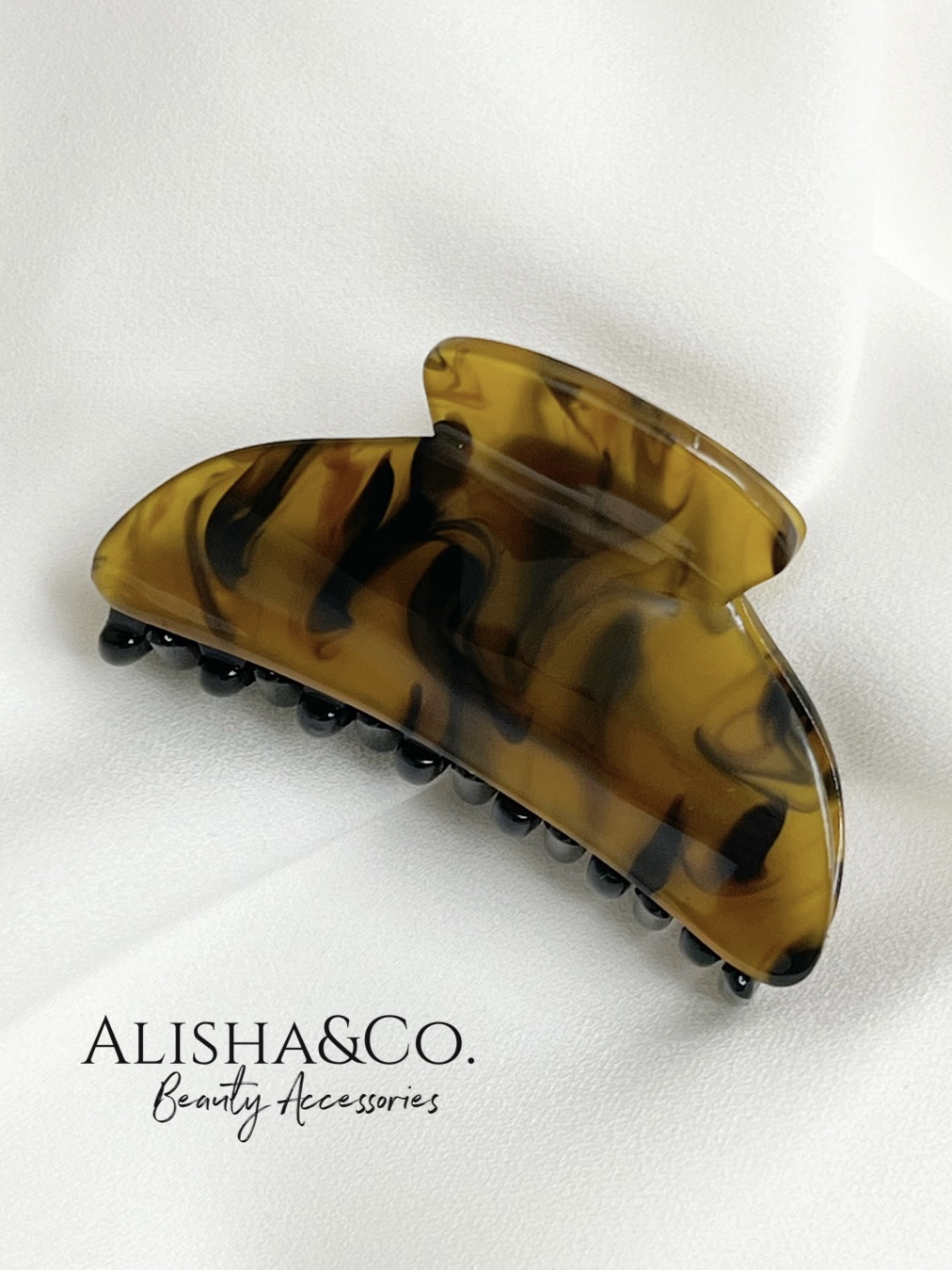 

Заколка-краб женская Alisha&Co. Small Shell tiger eye, 1 шт, Желтый, Small Shell