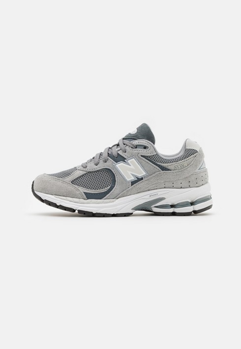 

Кроссовки мужские New Balance 2002 Unisex серые 45 EU (доставка из-за рубежа), Серый, 2002 Unisex