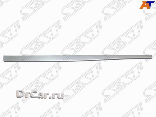 

SAT Накладка порога RENAULT DUSTER 10-21 /NISSAN TERRANO 14- RH серебро