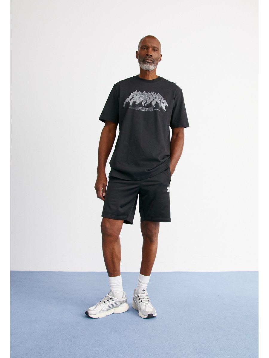 

Футболка мужская Adidas Originals AD122O11X черная M, Черный, AD122O11X