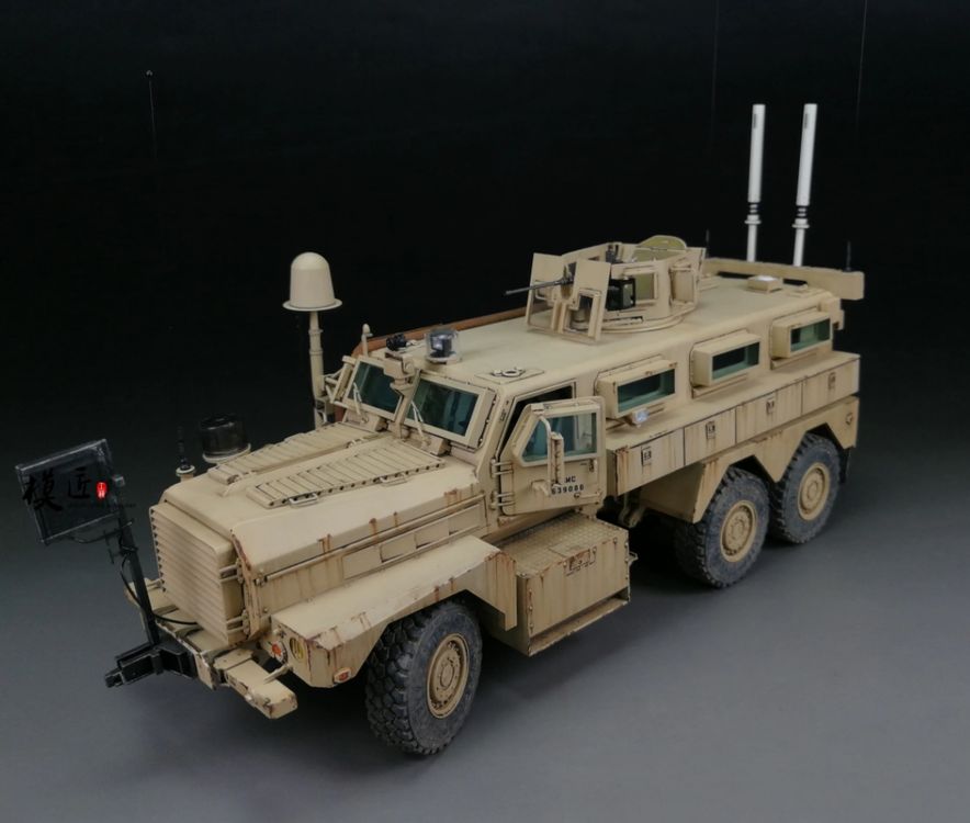 

Сборная модель Meng Model Бронетранспортер