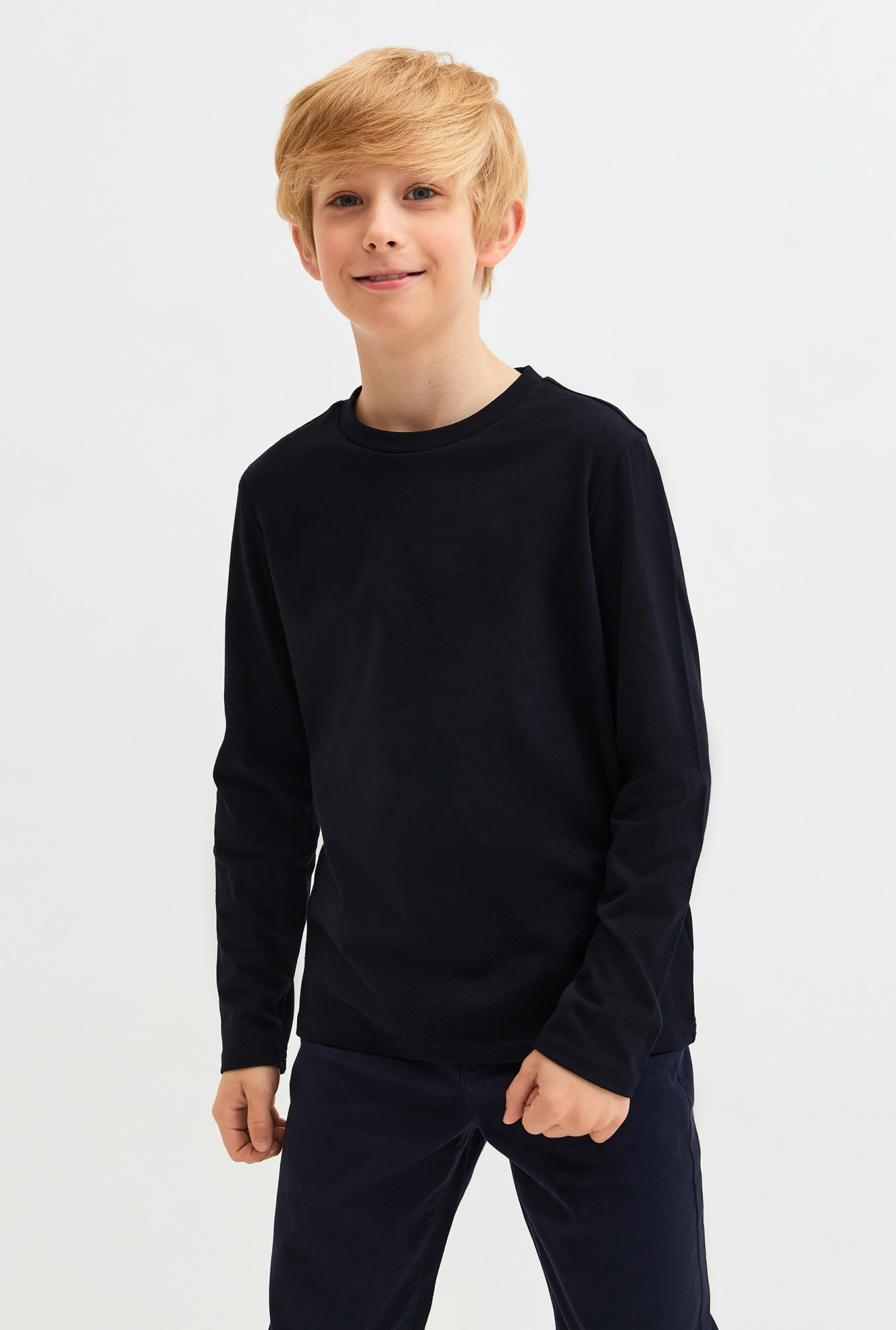 

Джемпер для мальчиков Acoola 20140150007 цв.черный р.146, 20140150007