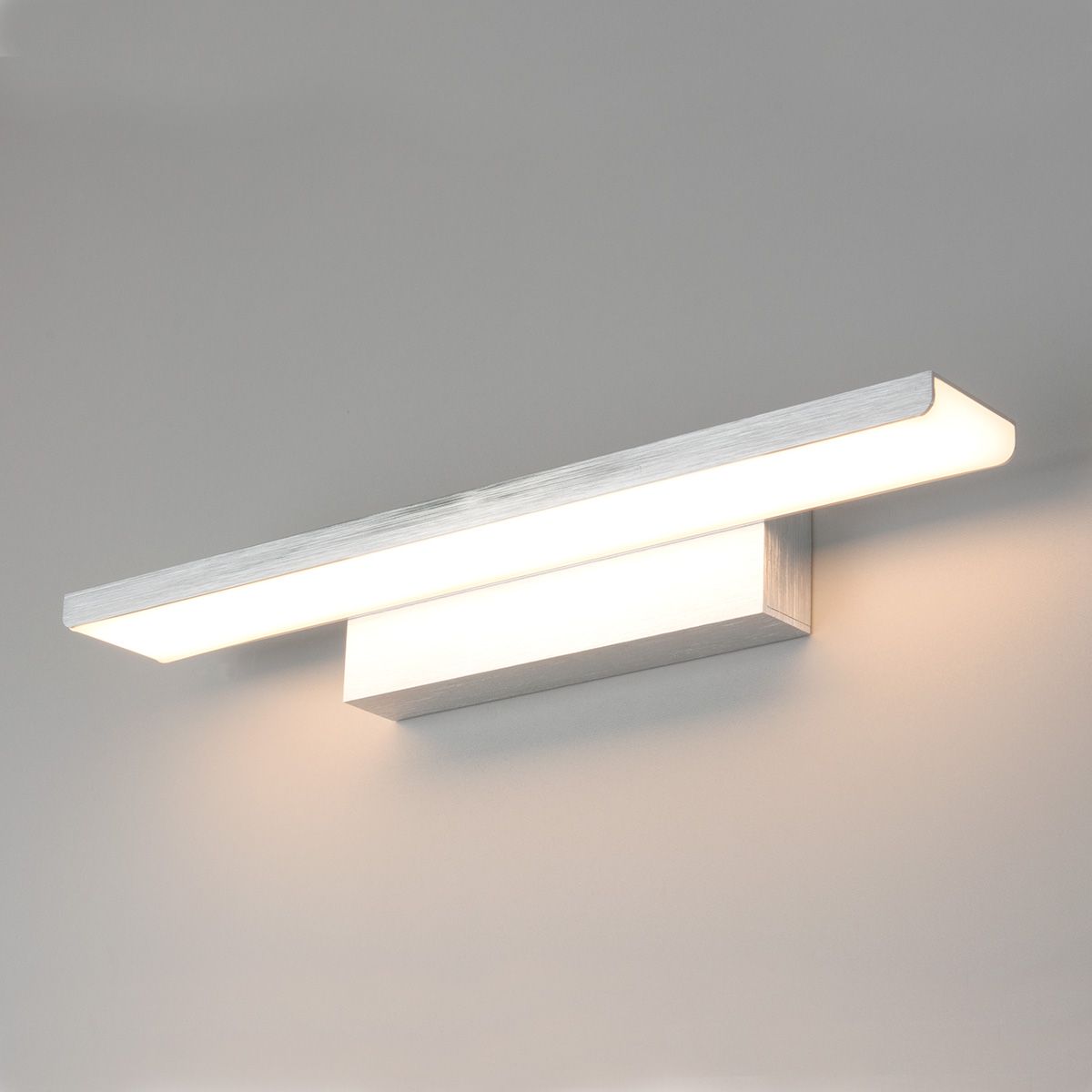 Светодиодная подсветка Sankara LED серебристая (MRL LED 16W 1009 IP20) ЕВРОСВЕТ, Sankara 190923, Elektrostandard  - Купить