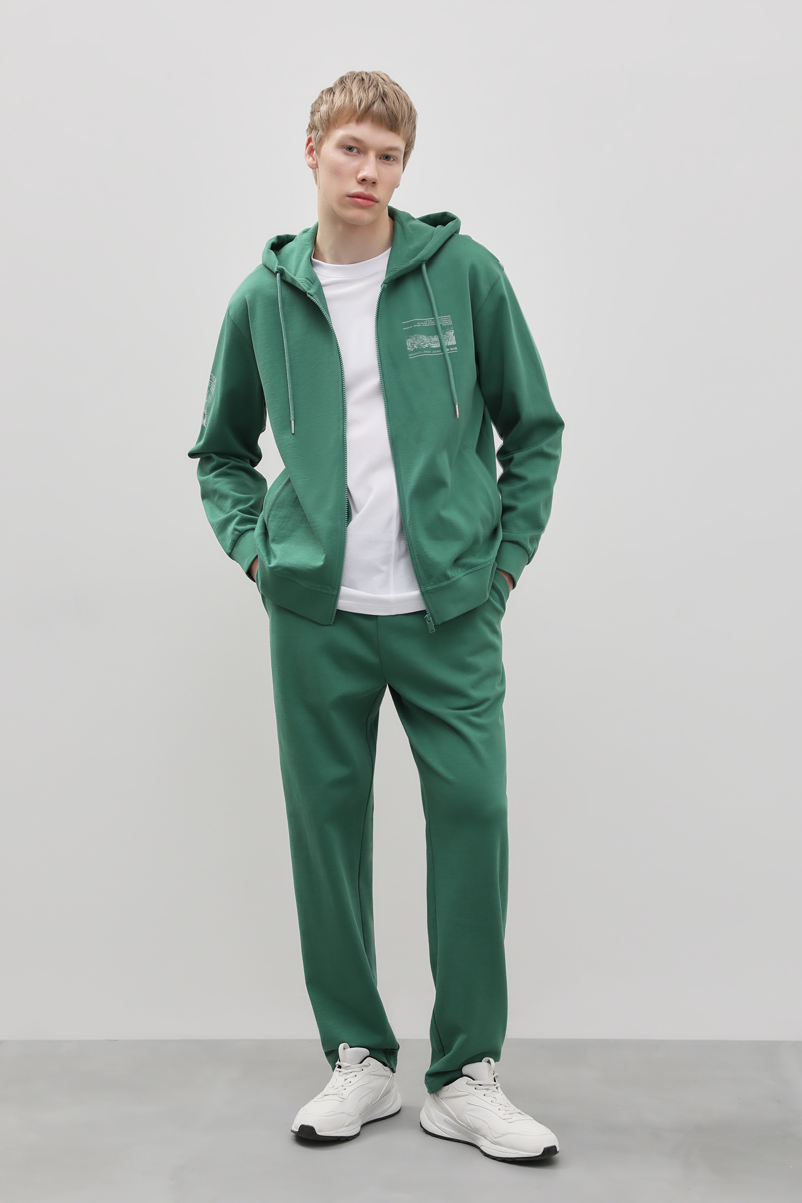 

Спортивные брюки мужские Finn Flare BAS-20071 зеленые M, BAS-20071