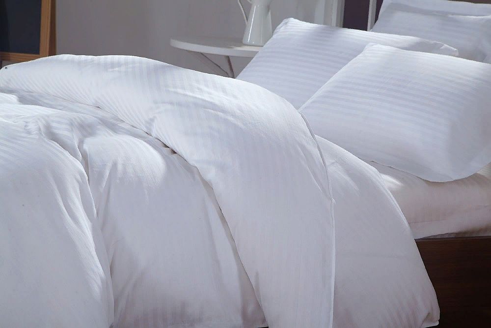 

Пододеяльник Maktex из страйп-сатина 200 х 220 Белый 1х1, Пододеяльники из страйп-сатина 135