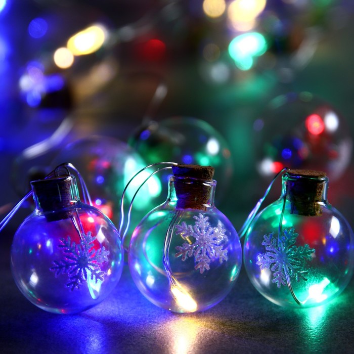 

Световая гирлянда Luazon Lighting Шарики со снежинкой 7690101 1,6 м разноцветный/RGB, Шарики со снежинкой