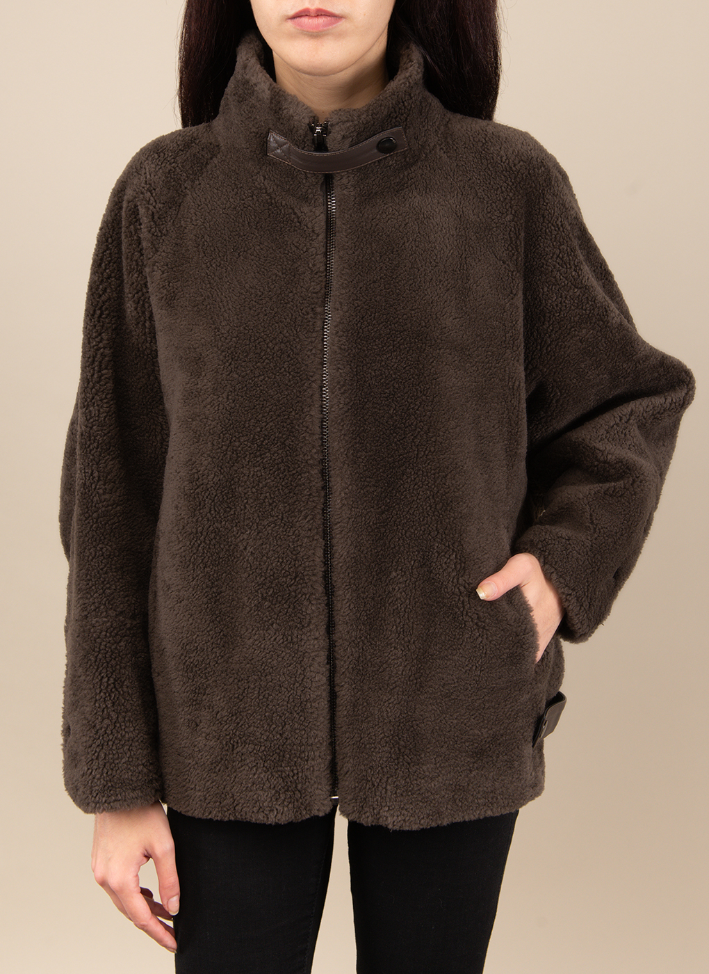 

Полушубок женский Каляев 49166 коричневый 46 RU, 49166