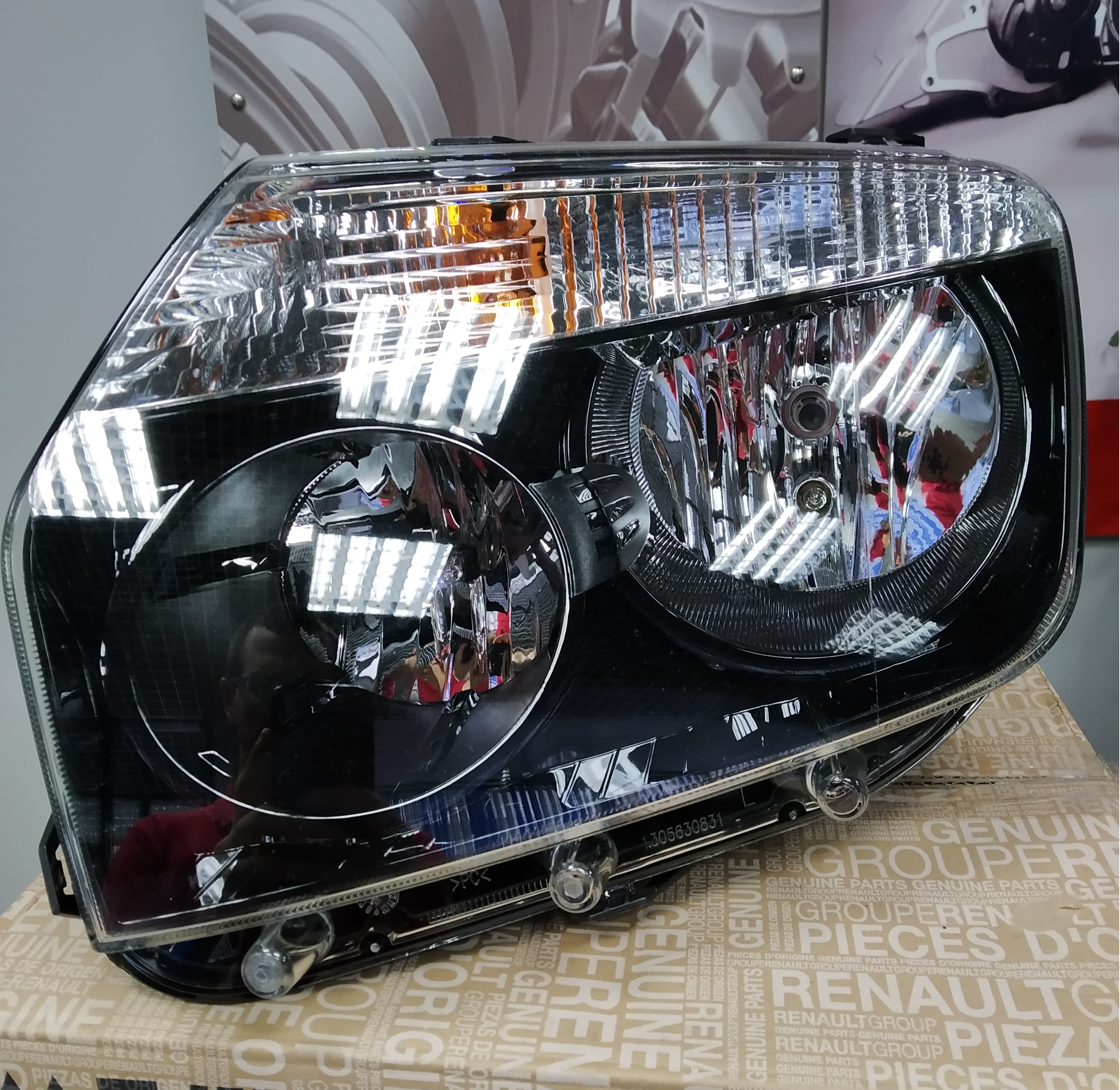 

RENAULT 260605370R Фара, 260605370R