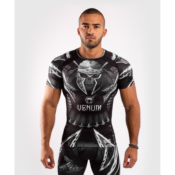 

Рашгард Venum Gladiator 4.0 S/S black/white, XL INT, Gladiator 4.0 S/S