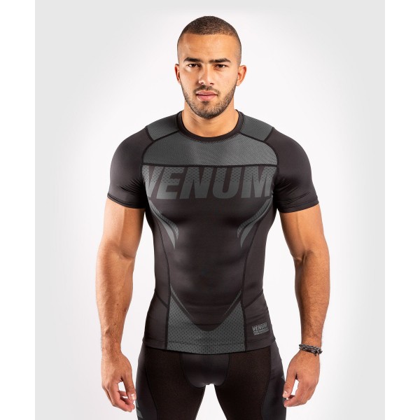 

Рашгард Venum Impact S/S black/black, S INT, Impact S/S