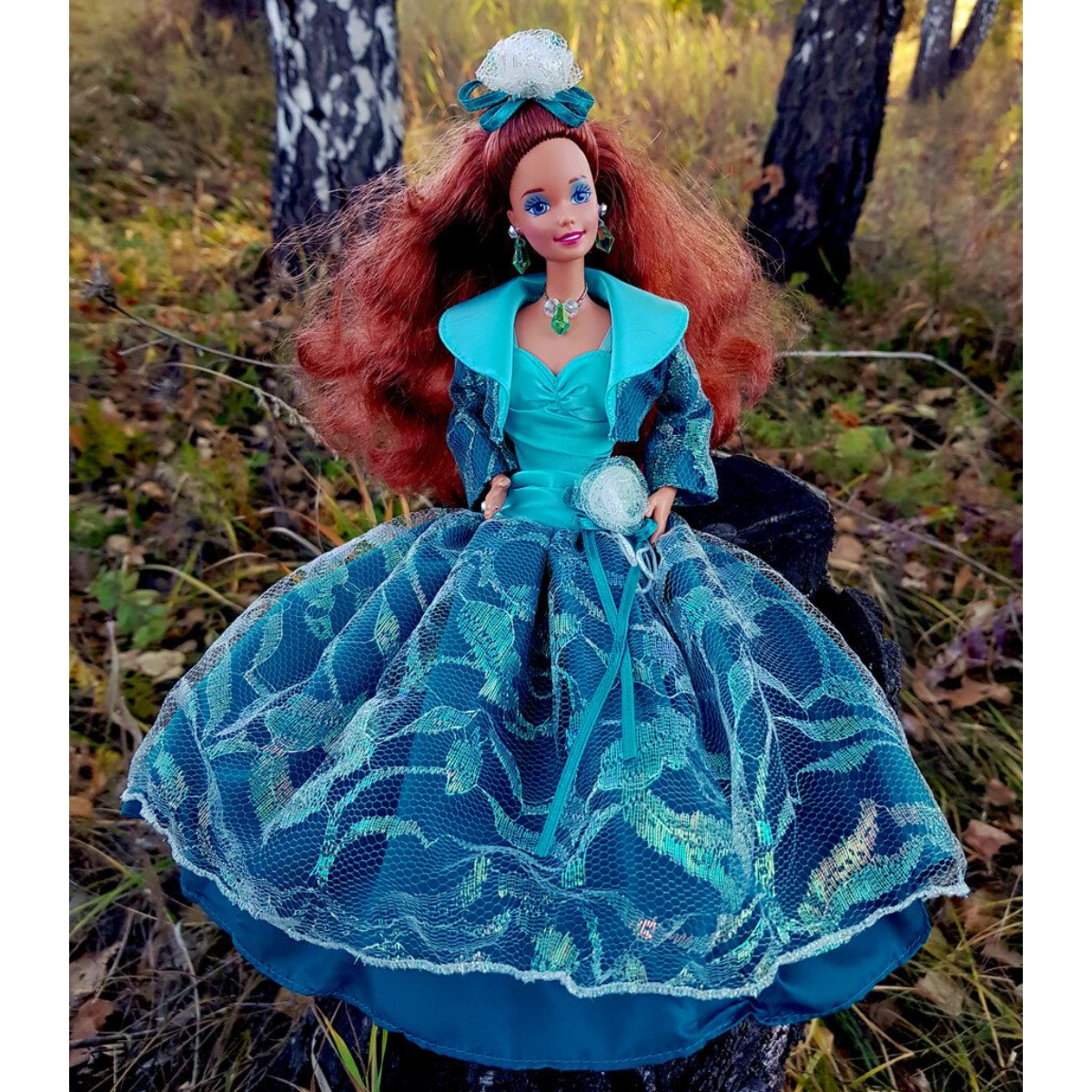 

Кукла Barbie высотой 30 см