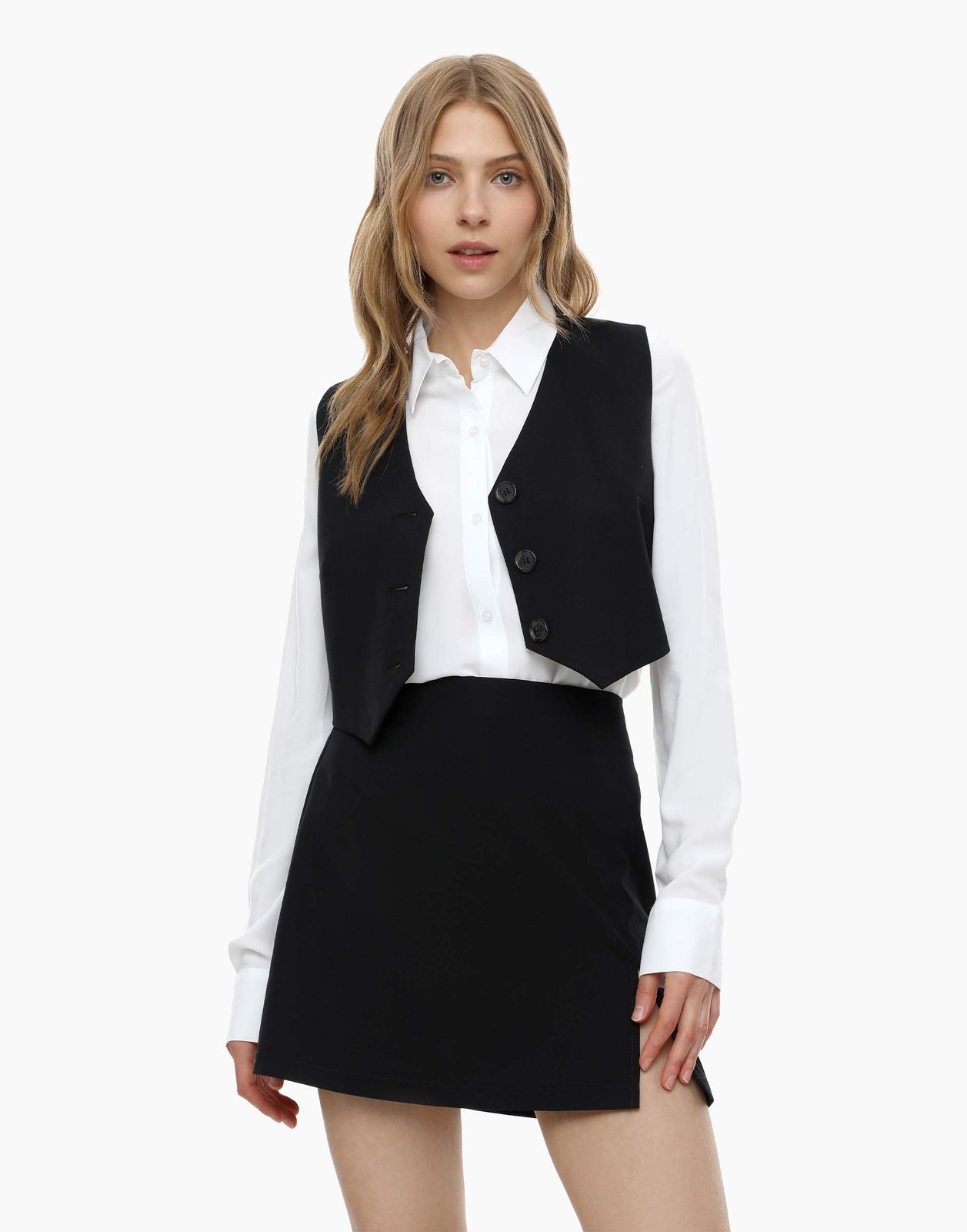 

Рубашка женская Gloria Jeans GSU001166 белая XS (38-40), Белый, GSU001166
