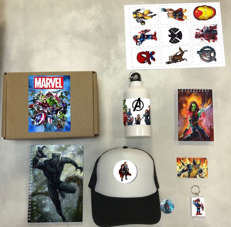 

Бокс с подарком с Супергероями Вселенной MARVEL -8, 51502466-8, 8 предметов