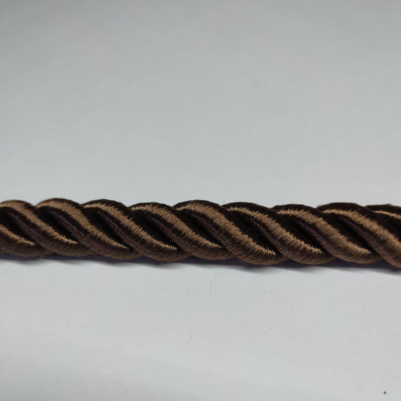 

Шнур декоративный idealtex Ш 24 21 0 длина 24 м диаметр 12 мм, Коричневый, 21.0