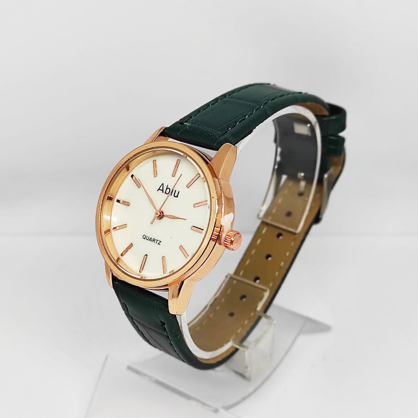 

Наручные часы женские NoBrand 159, 159