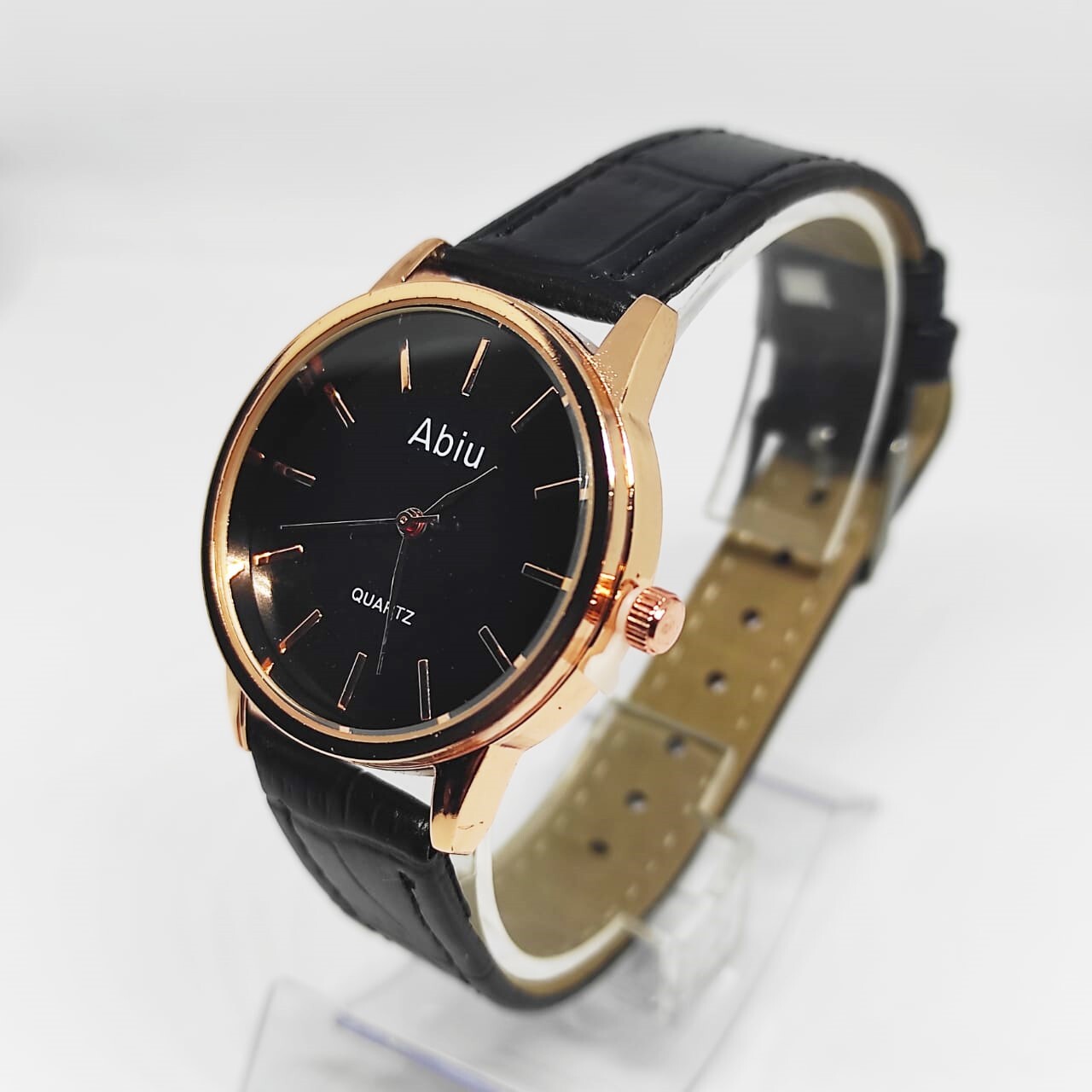 

Наручные часы женские NoBrand 740, 740