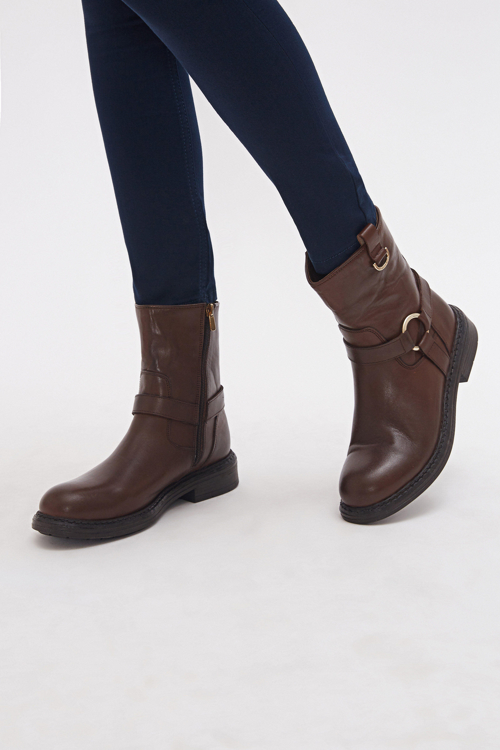 

Полусапоги женские U.S. POLO Assn. S082SZ0330K9LARISA_VR084 коричневый 36 RU, S082SZ0330K9LARISA_VR084
