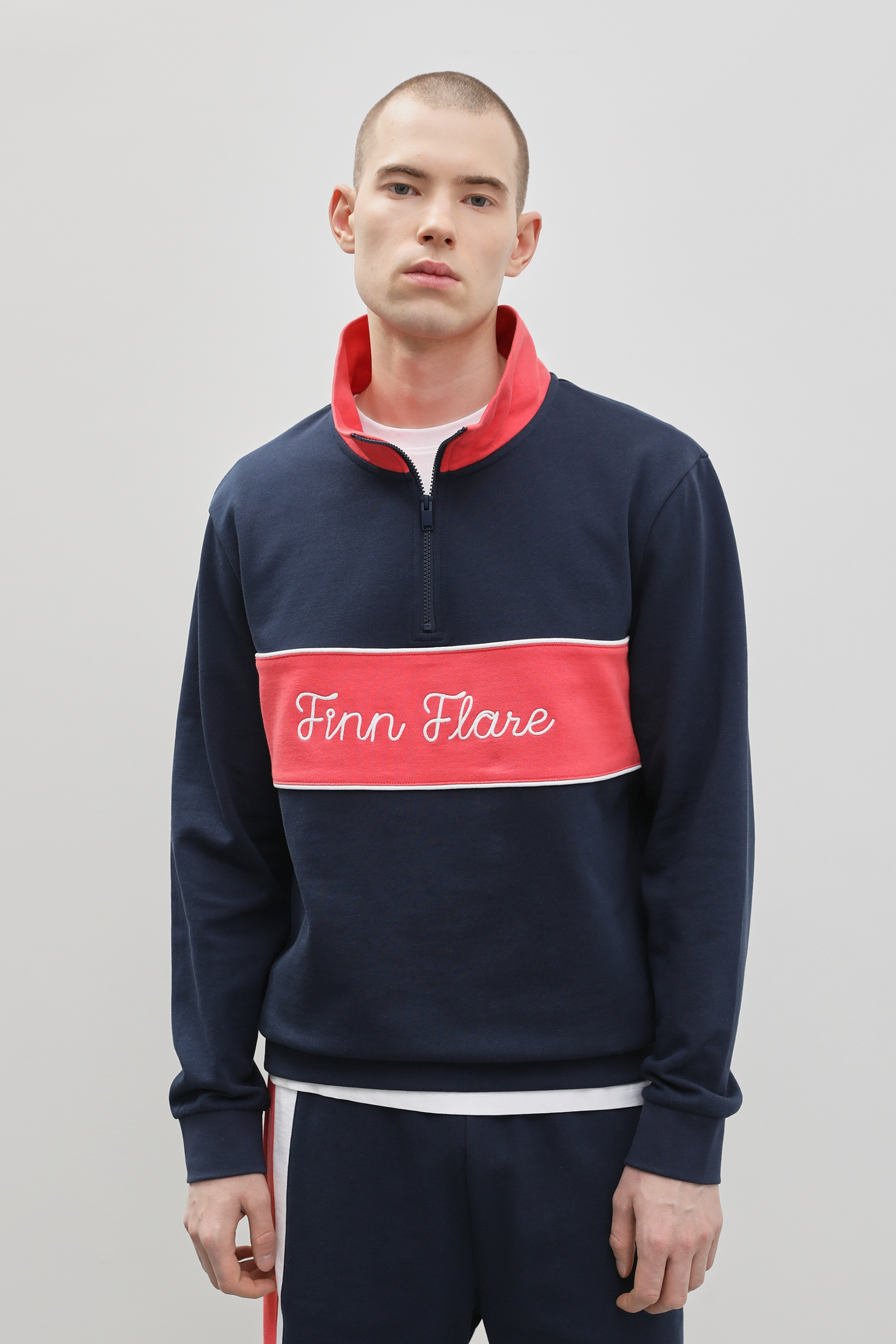 

Свитшот мужской Finn Flare FBD210111 синий XL, FBD210111