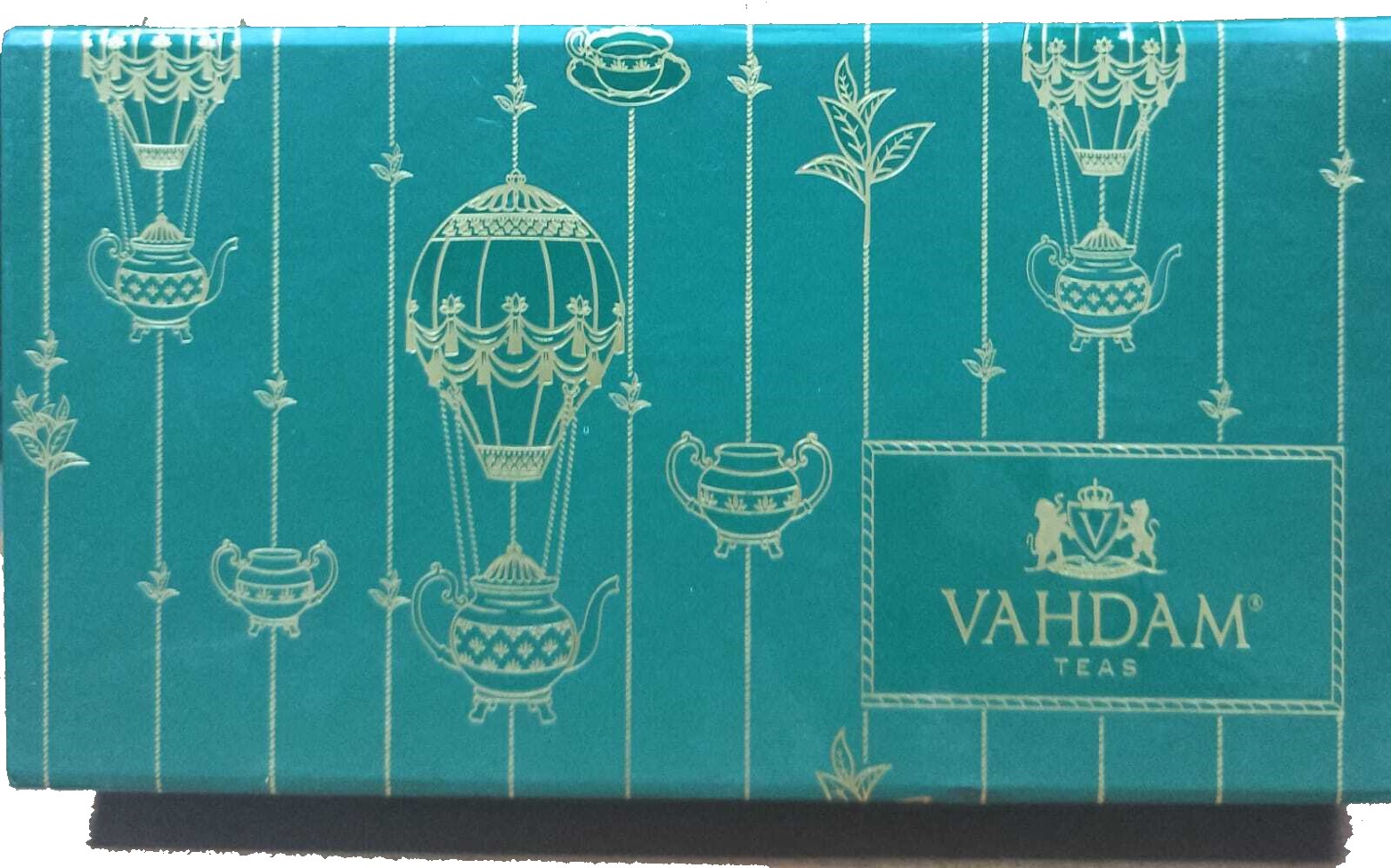 

Чай черный листовой,VAHDAM, подарочный набор, 2 вида чая в жестяных баночках по 50гр