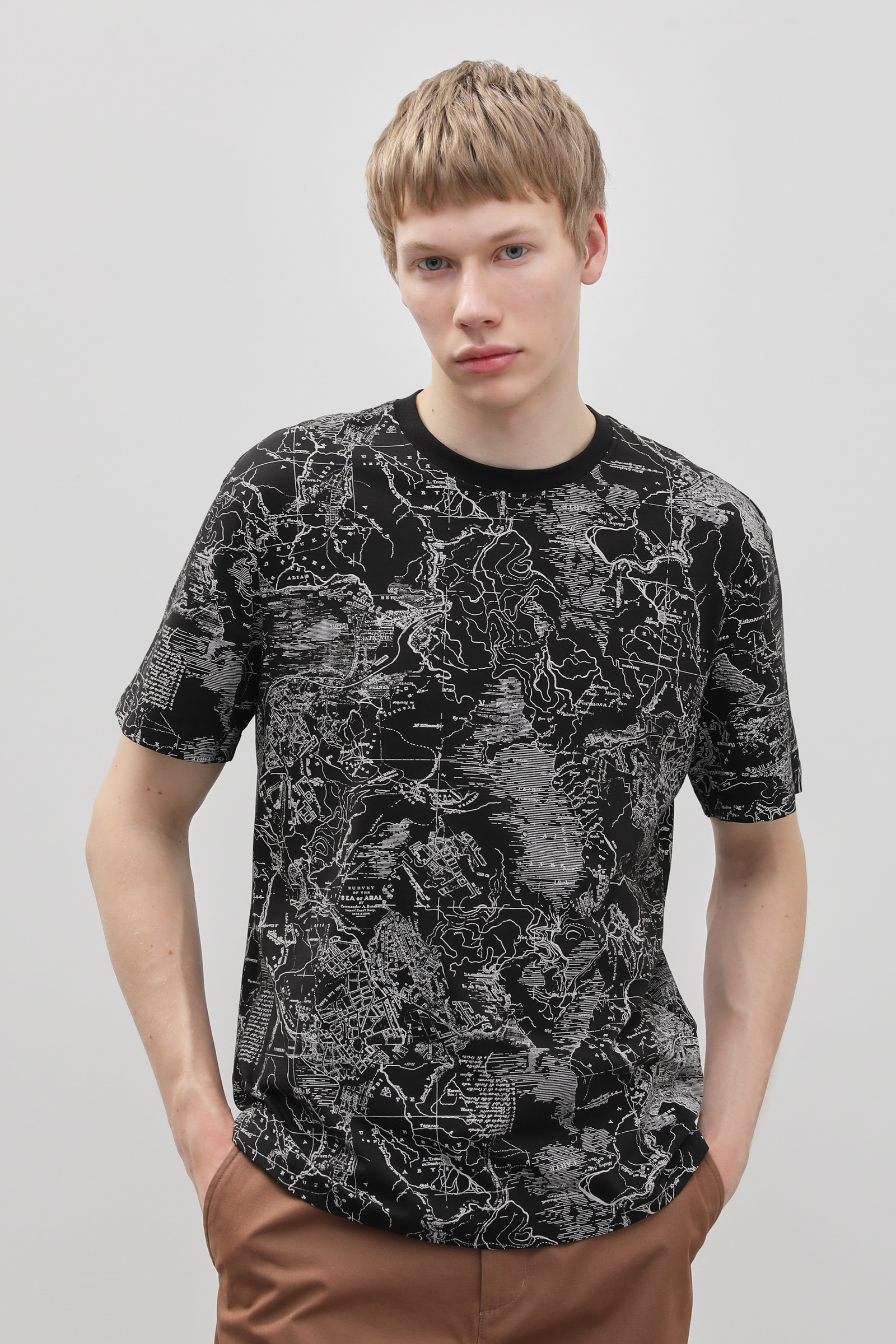 

Футболка мужская Finn Flare FBD210162 черная L, Черный, FBD210162