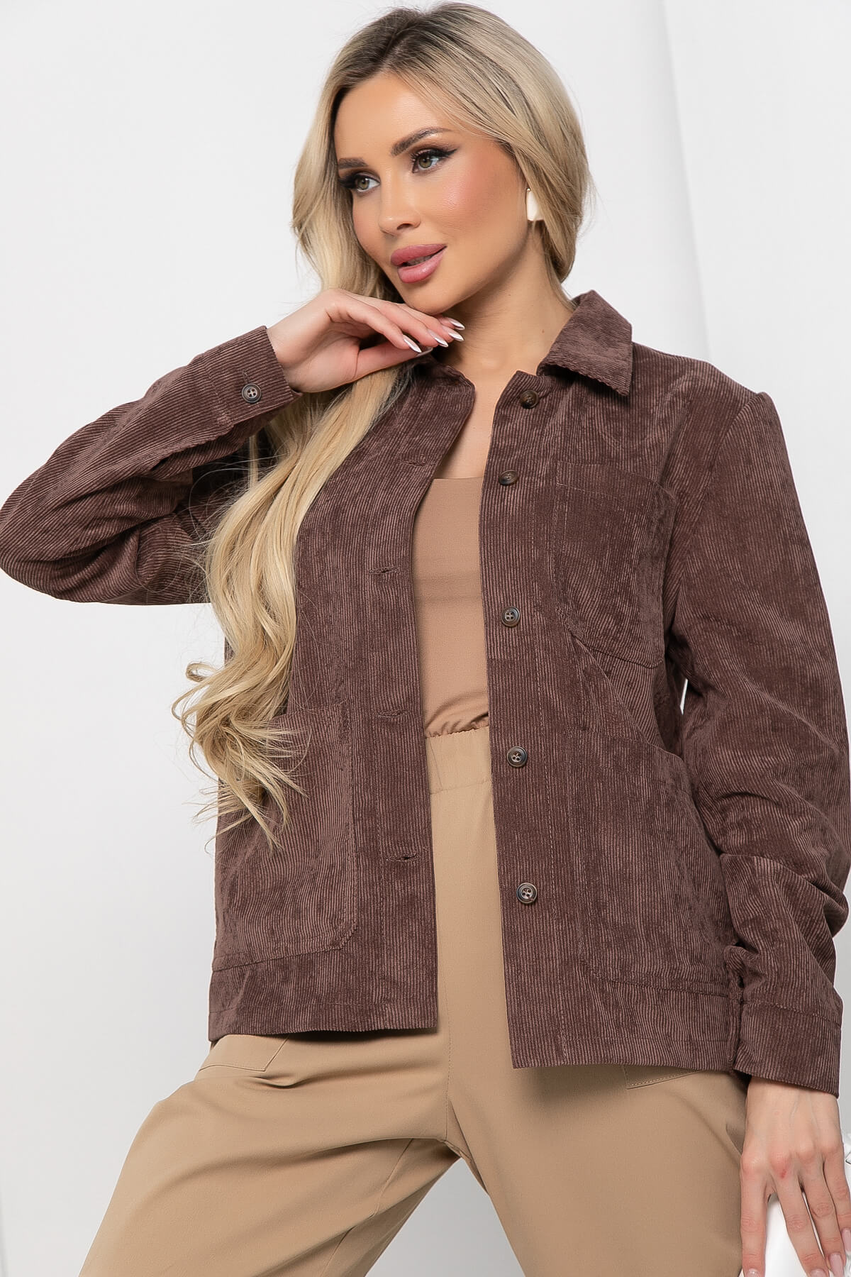 

Рубашка женская LT Collection Рубашка из вельвета коричневая 44 RU, Коричневый, Рубашка из вельвета