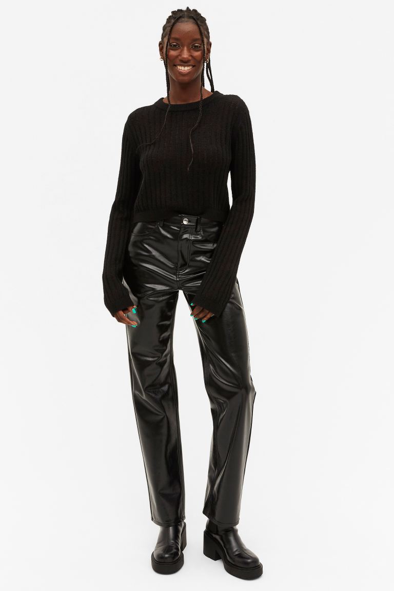 

Брюки женские Monki 1028639001 черные 48 EU (доставка из-за рубежа), 1028639001
