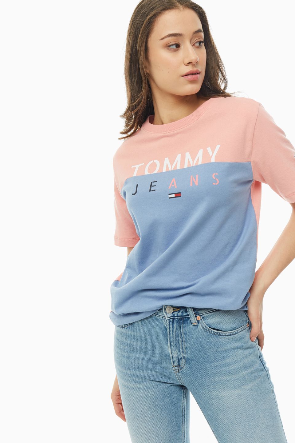 

Футболка женская Tommy Jeans DW0DW07532 0D4 синяя M, Синий, DW0DW07532 0D4